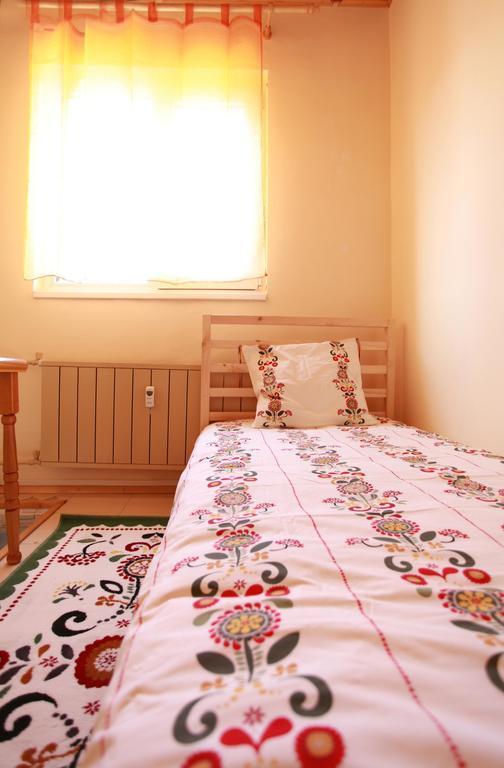 Raya Maisonette Sofia Chambre photo