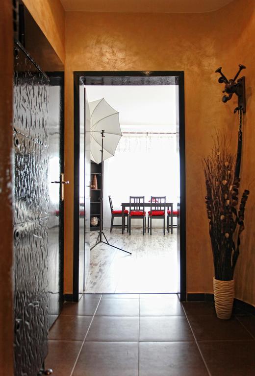 Raya Maisonette Sofia Chambre photo